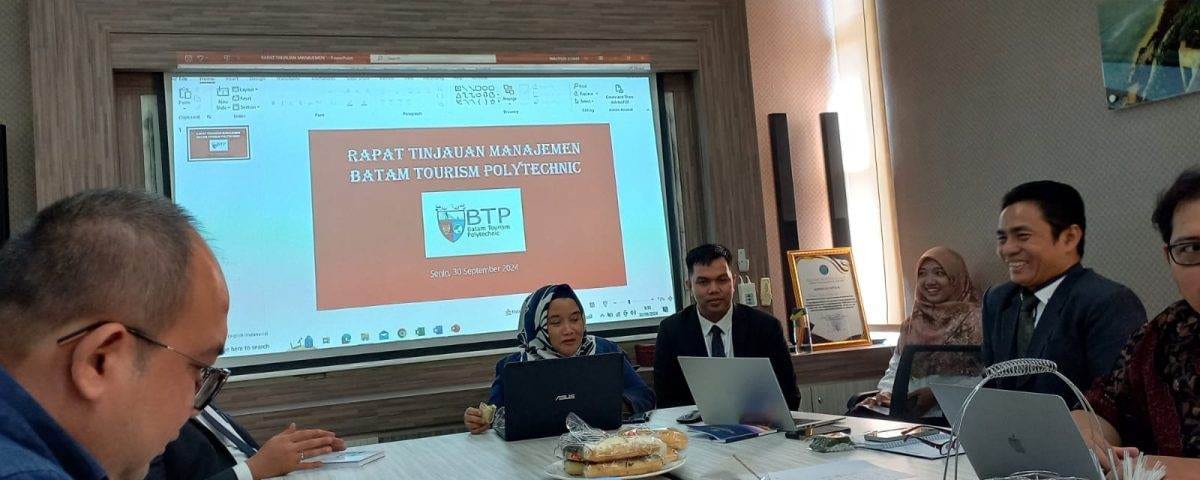 Sinergi untuk Perbaikan: Rapat Tinjauan Mutu BTP Menuju Peningkatan Berkelanjutan Sinergi untuk Perbaikan: Rapat Tinjauan Mutu BTP Menuju Peningkatan Berkelanjutan