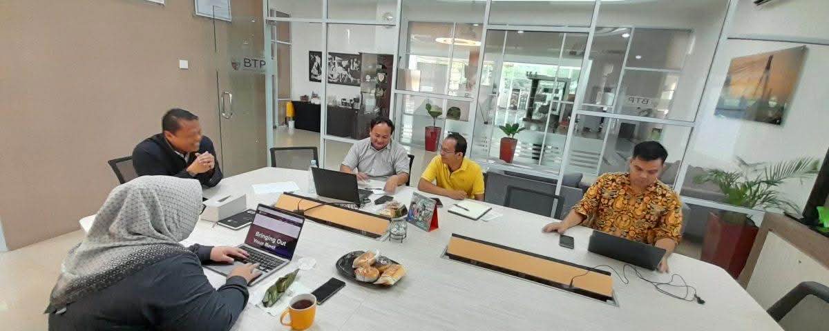 Optimalisasi Mutu Pembelajaran BTP: Rapat Tinjauan Manajemen Tindak Lanjut Hasil Monev Proses Pembelajaran di Tiga Prodi Optimalisasi Mutu Pembelajaran BTP: Rapat Tinjauan Manajemen Tindak Lanjut Hasil Monev Proses Pembelajaran di Tiga Prodi