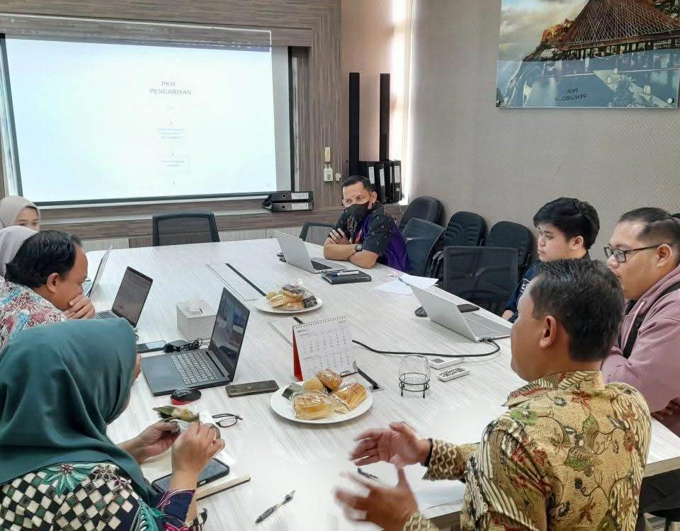 Meningkatkan Efisiensi Penelitian dan PkM: Rapat Tinjauan Manajemen Tindak Lanjut Integrasi Alur ke SIAP