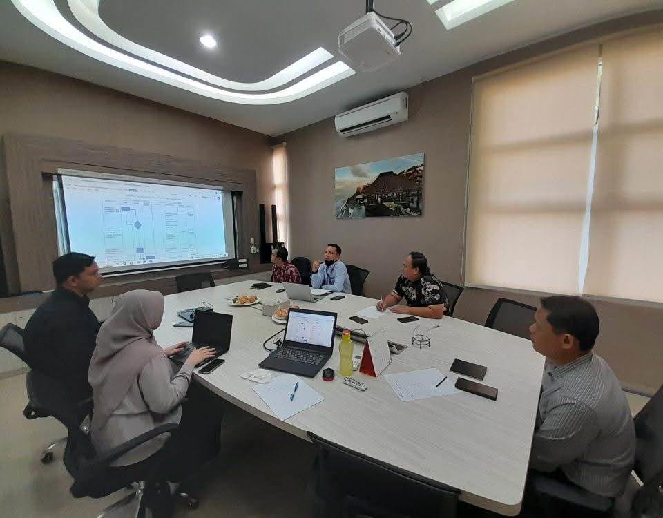 Finalisasi SOP: Langkah Strategis Politeknik Pariwisata Batam untuk Tingkatkan Efisiensi dan Pelayanan